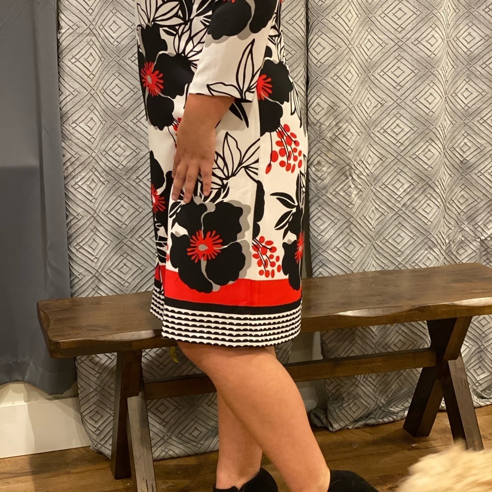 Nine West Floral Crepe Shift Dress - Picture 7 of 12